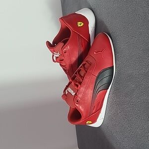 Puma Ferrari R-Cat Red Casual Sneakers  Sz 7.5